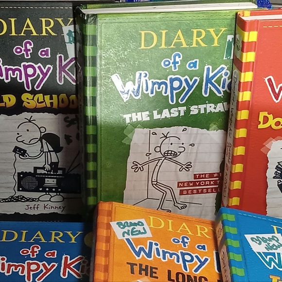 SALE FOR $70. SET OF 10 DIARY THE WIMPY KID BOOKS - Picture 2 of 7